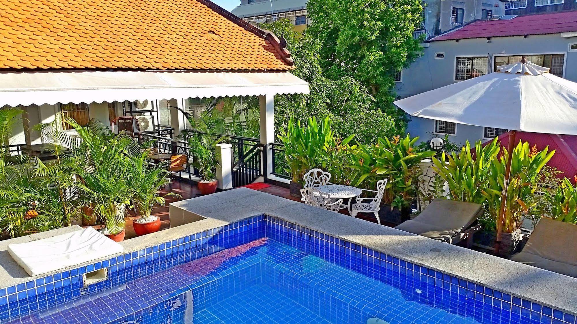 Number 9 Hotel Phnom Penh Exterior foto