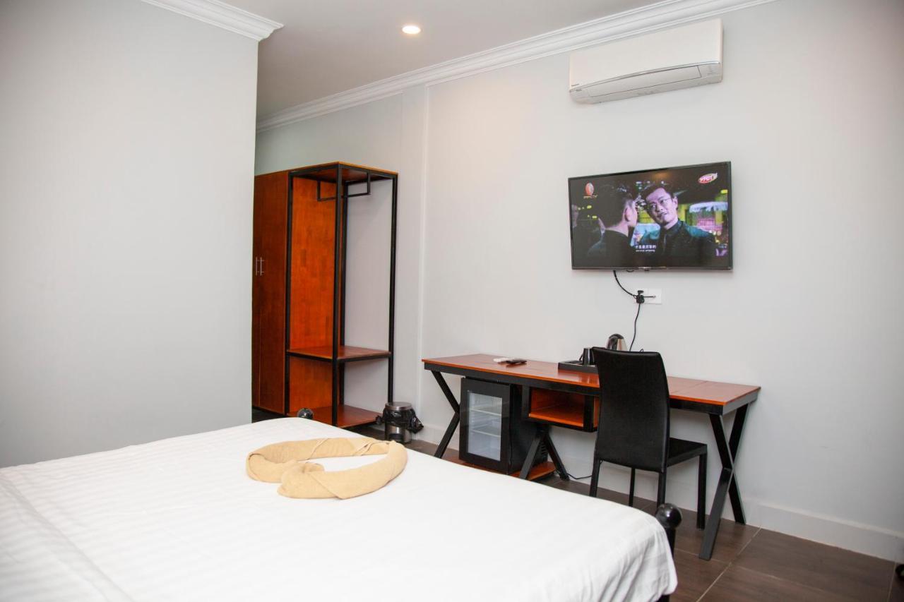 Number 9 Hotel Phnom Penh Exterior foto